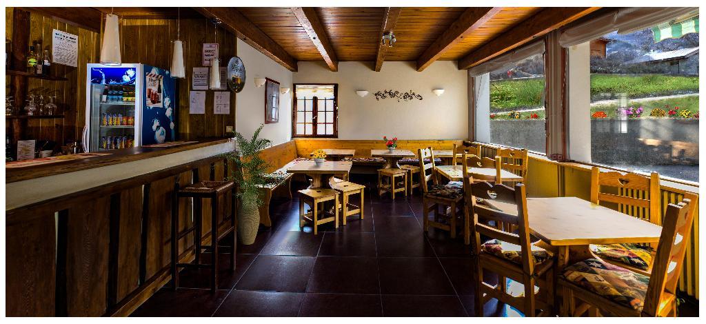 La Bonne Auberge Ризуль Экстерьер фото